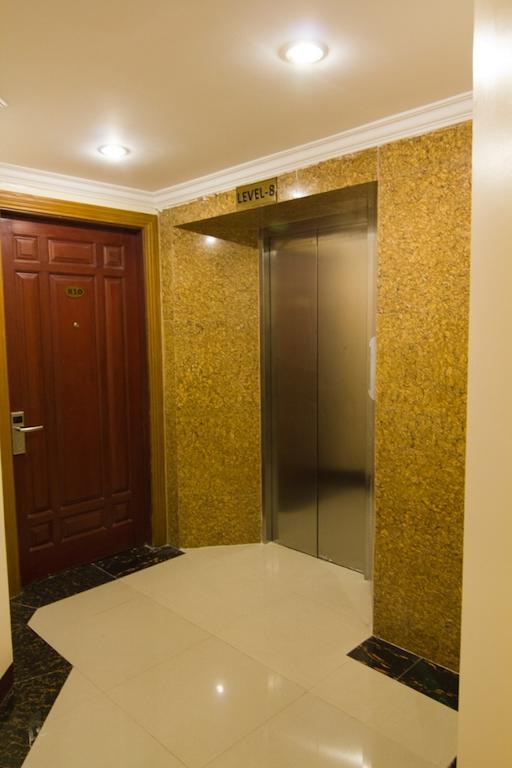 Millennium Hotel Янгон Екстериор снимка