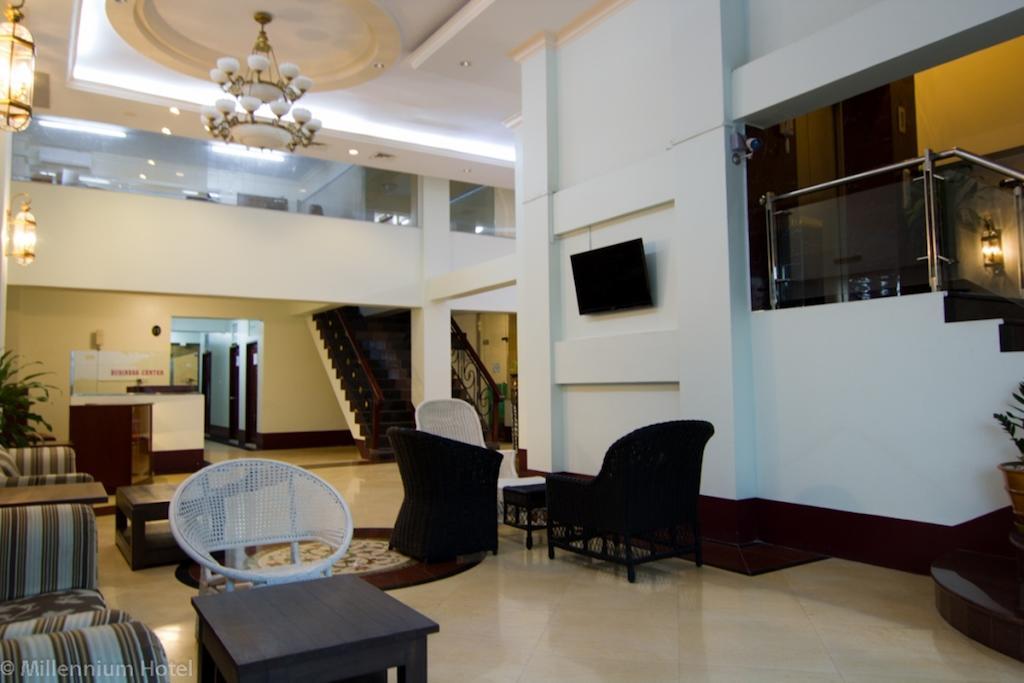 Millennium Hotel Янгон Екстериор снимка