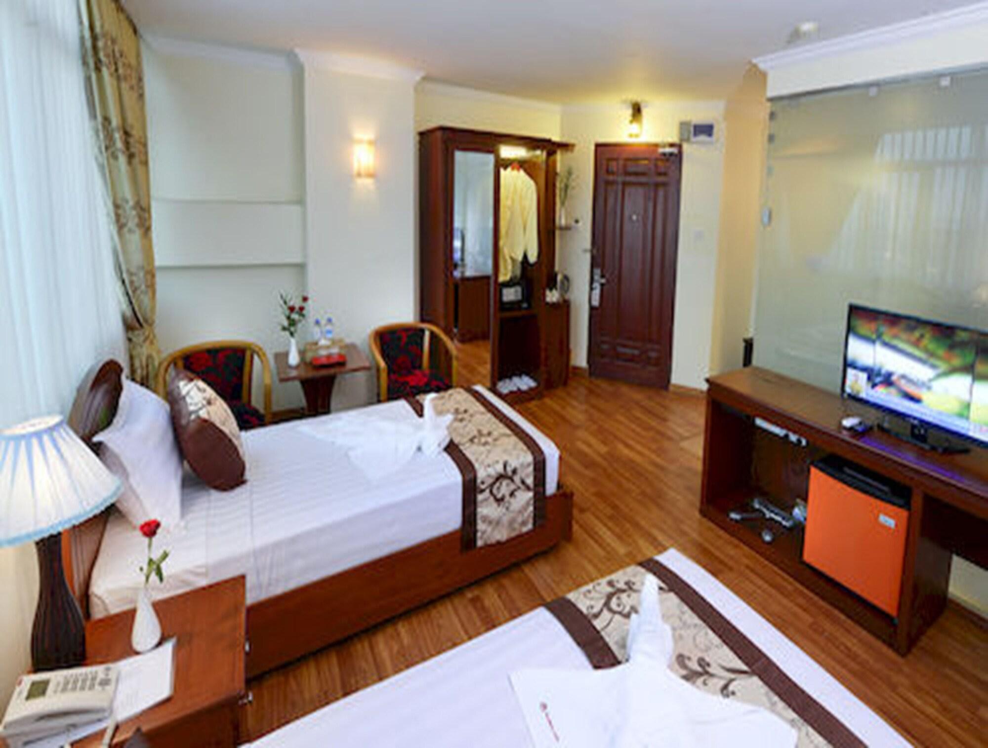 Millennium Hotel Янгон Екстериор снимка